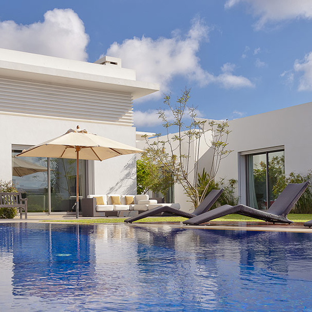 placeholder image sq